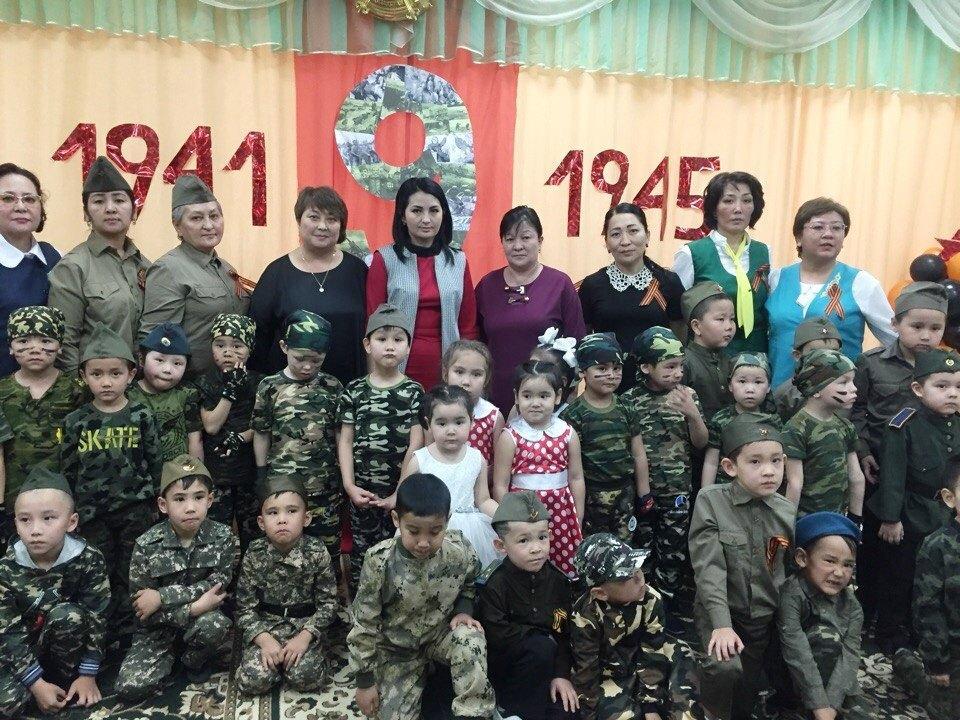 Спасибо деду за Победу, за каждый отстоявший дом, за небо чистое, за веру, за то, что мы теперь живем!